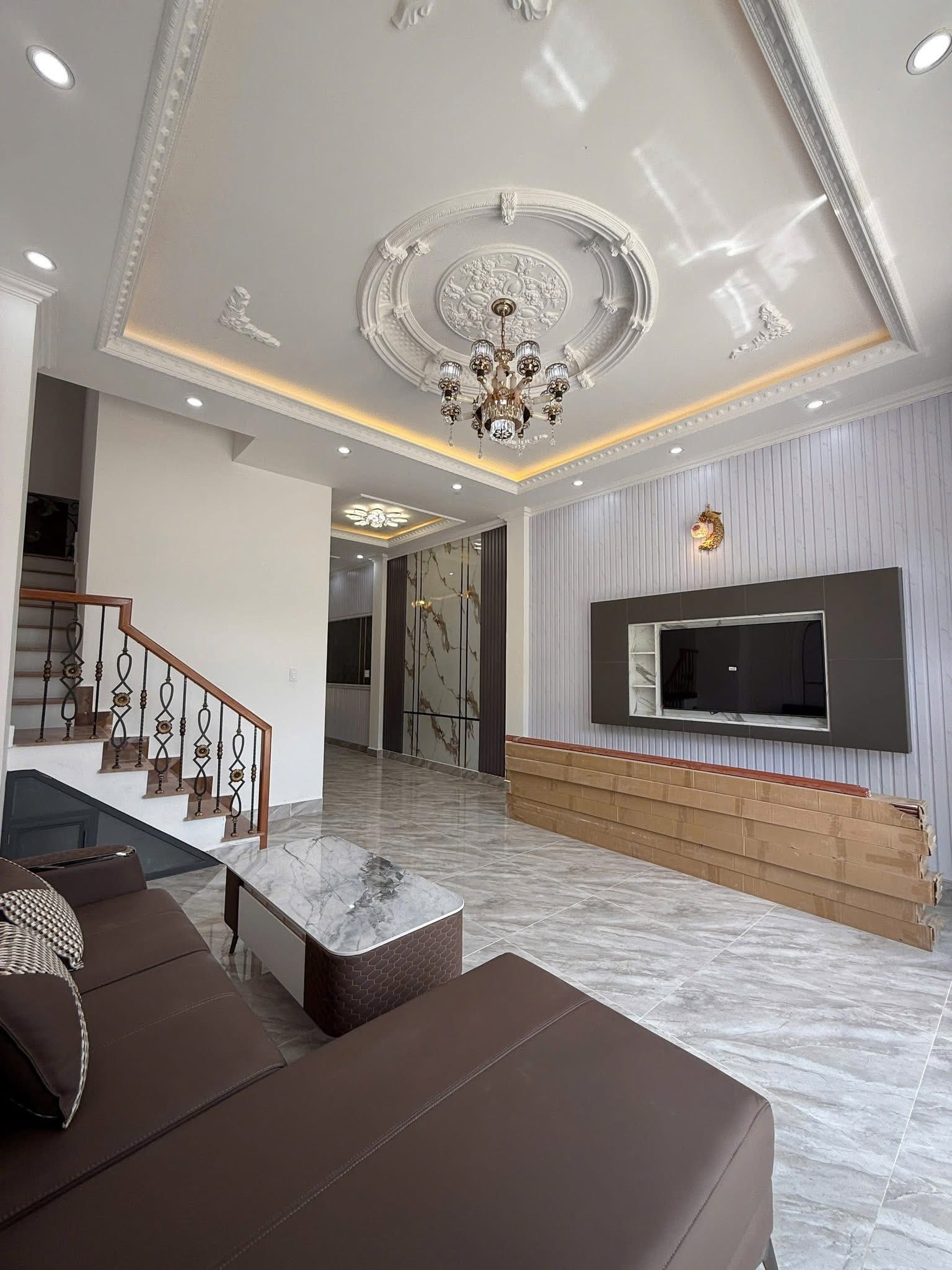 Hạ Giá Bán Nhà Đẹp 3 tầng mới xây KQH An Sơn, Đà Lạt giá 8.6 tỷ - Ảnh chính